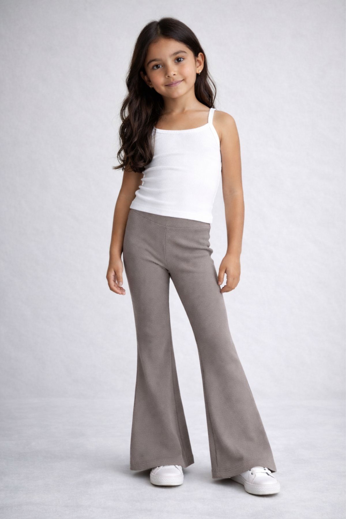 Детски спортен панталон за момиче рипс, кафяв цвят