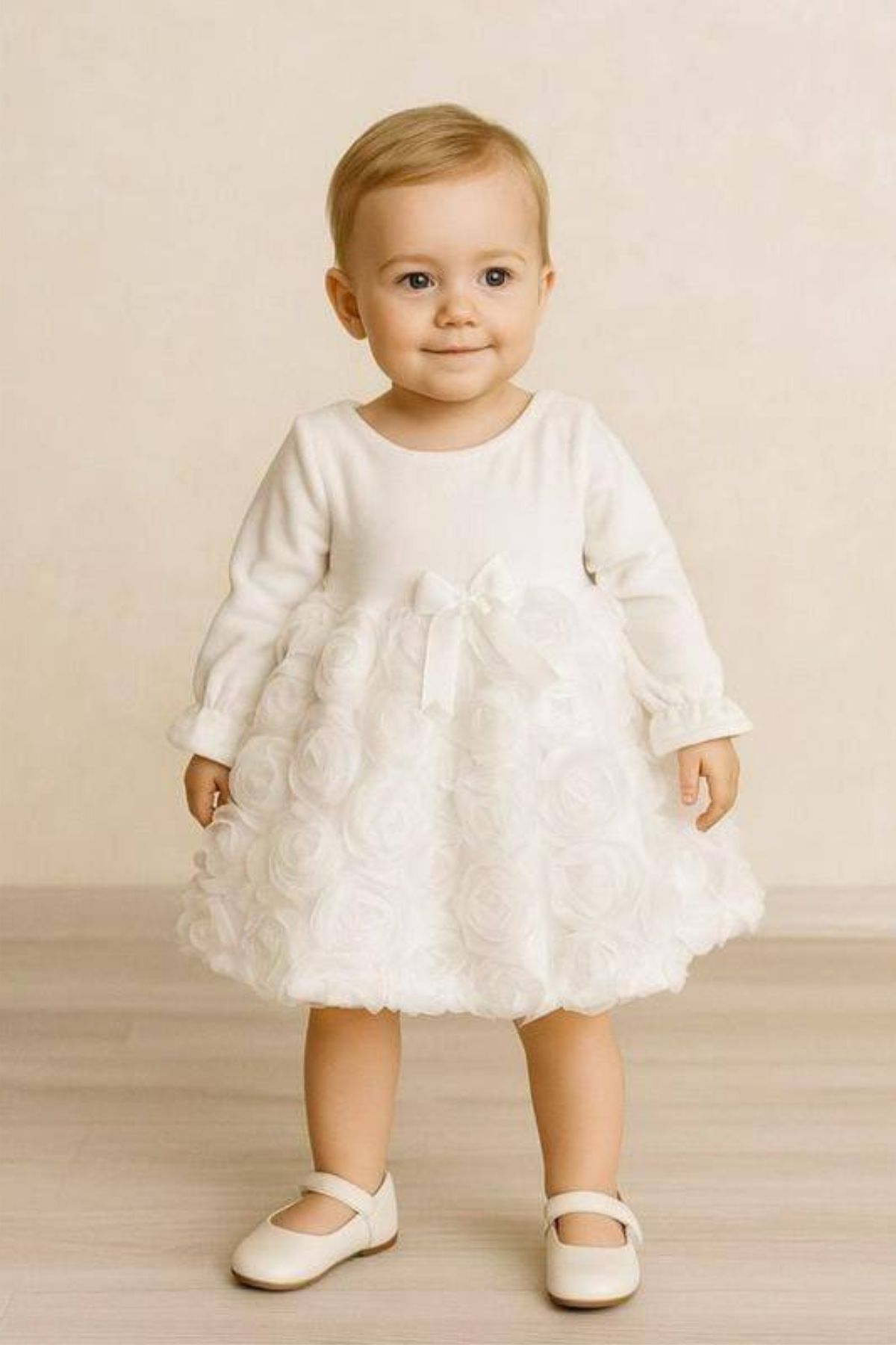 Бебешка рокля с дълъг ръкав, бял цвят