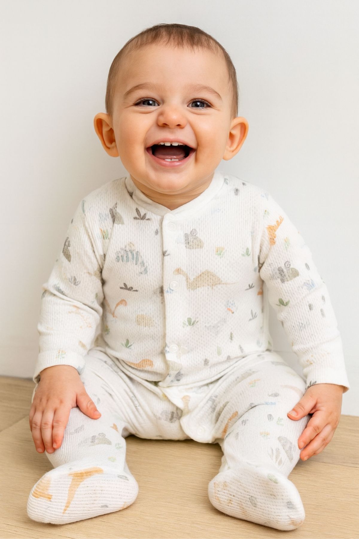 Бебешки гащеризон за момче с дълъг ръкав, цвят екрю