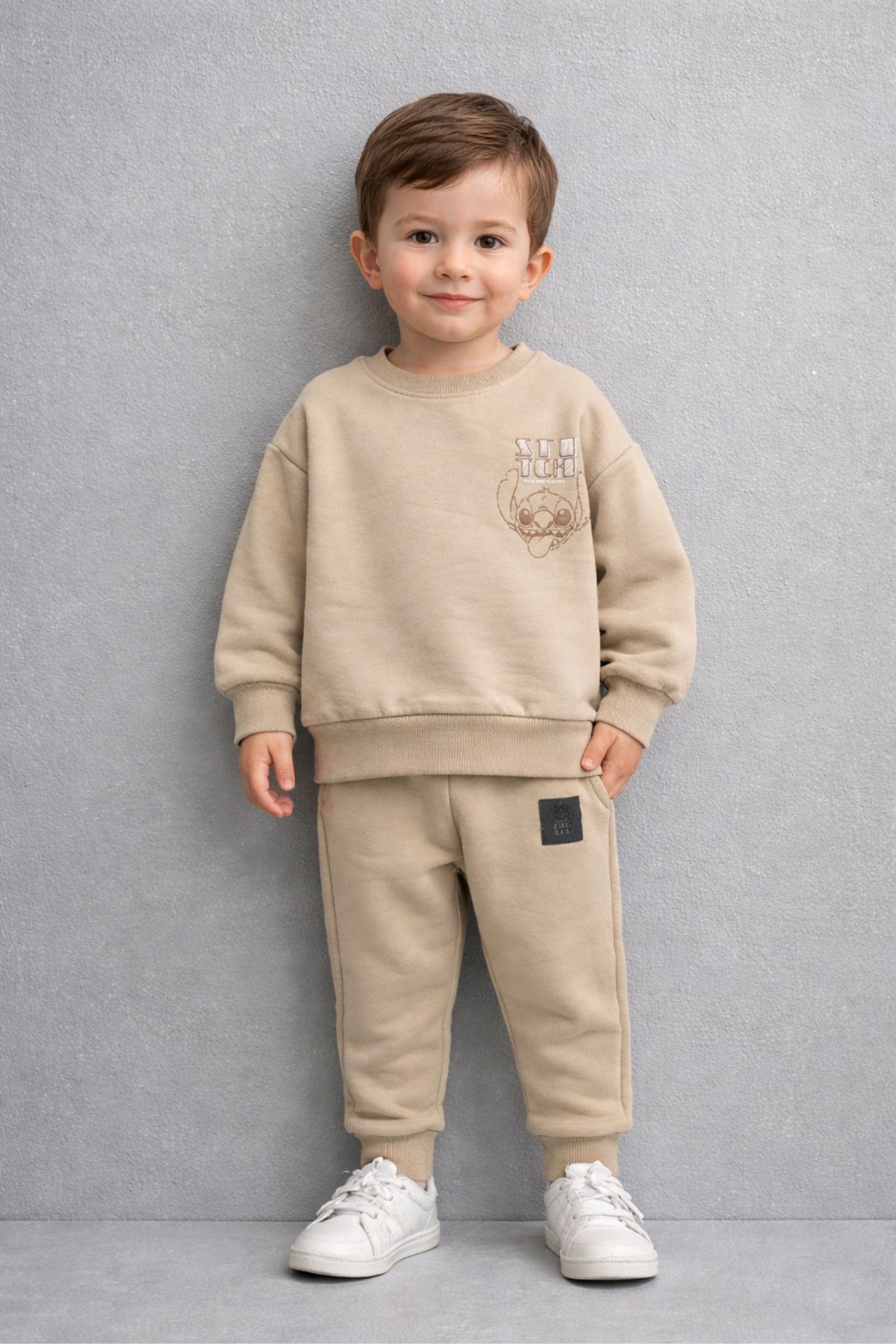 Детски комплект за момче с дълъг ръкав, бежов цвят