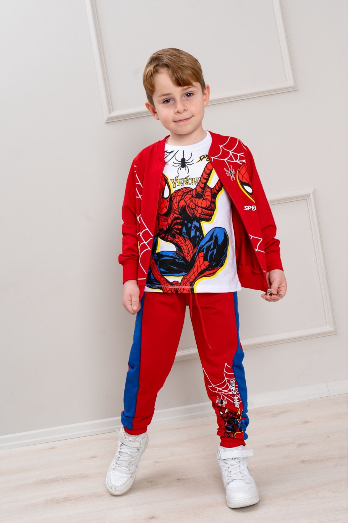 Детски комплект за момче с дълъг ръкав 3 части, червен цвят 