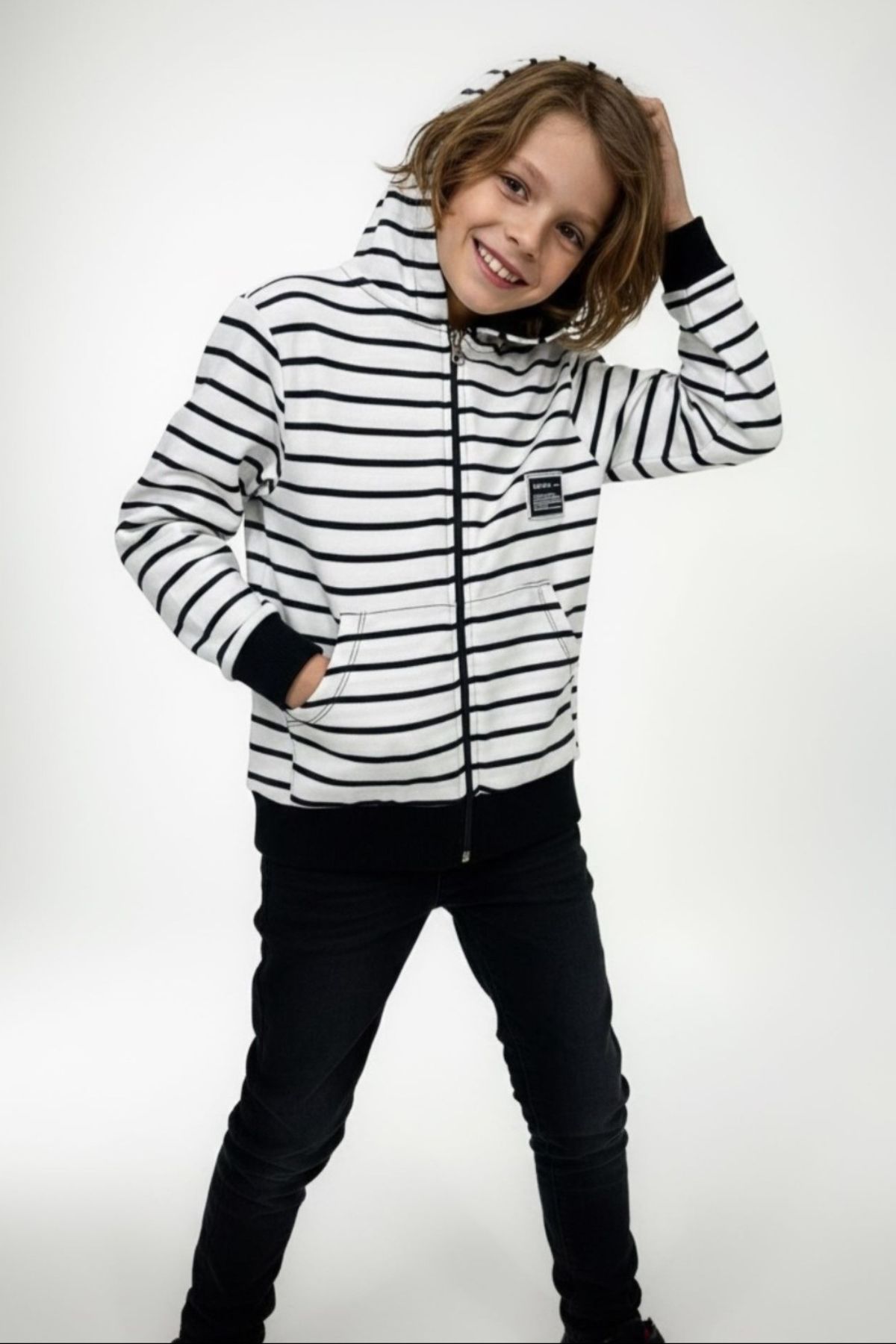 Детски суитшърт за момче, бял цвят  