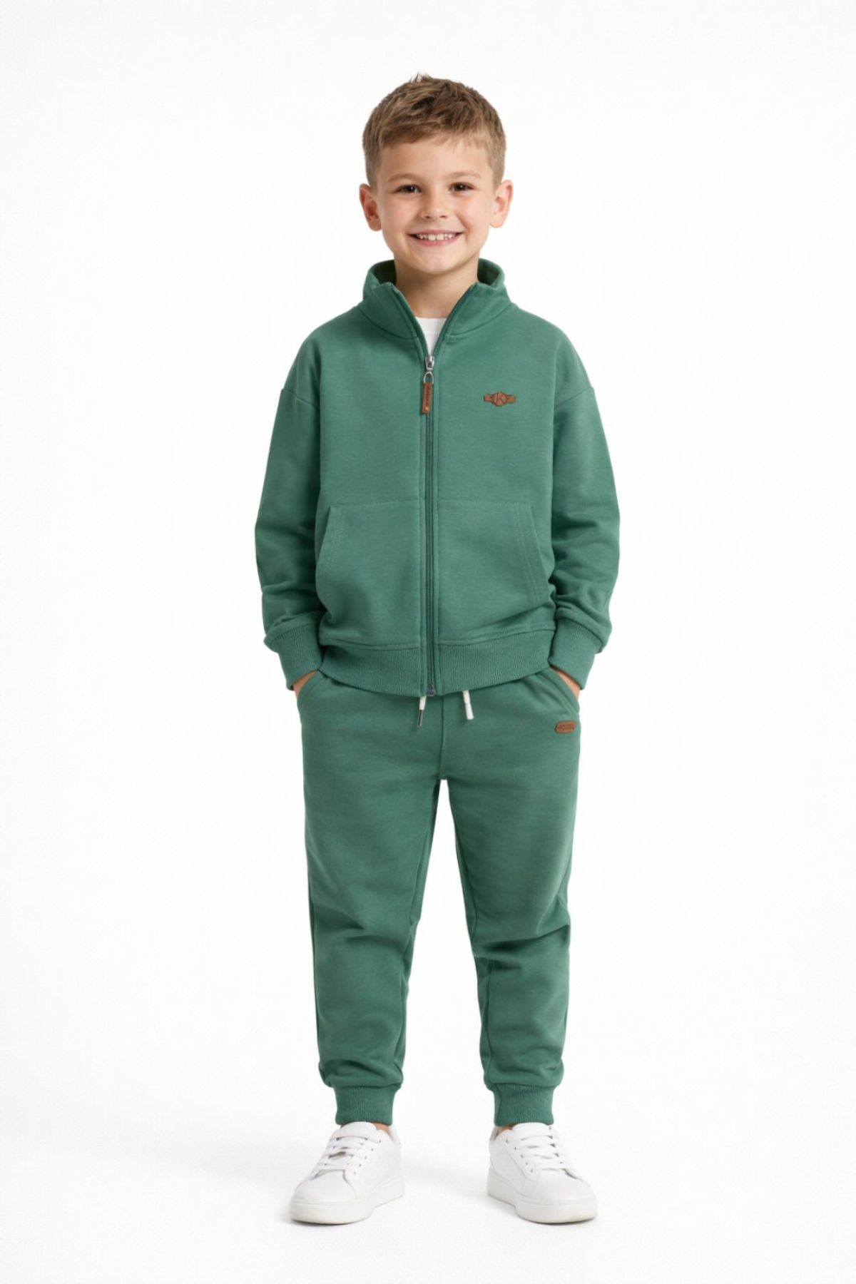 Детски спортен екип за момче с дълъг ръкав, зелен цвят 