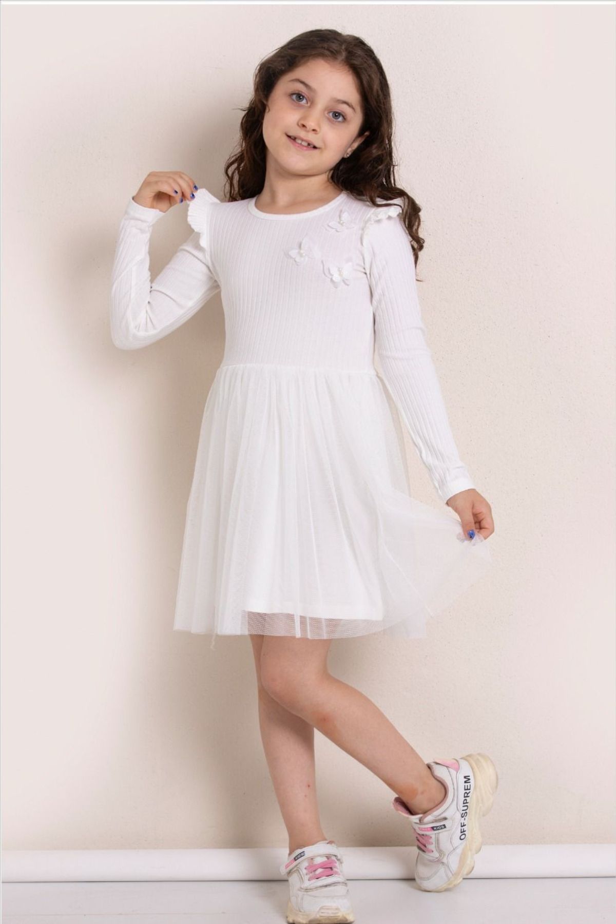 Детска рокля с дълъг ръкав, цвят екрю