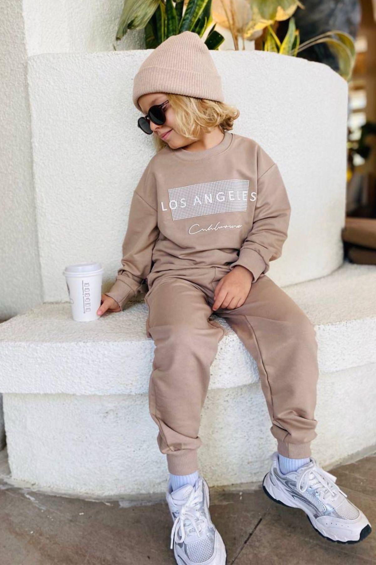 Детски комплект за момче с дълъг ръкав, кафяв цвят