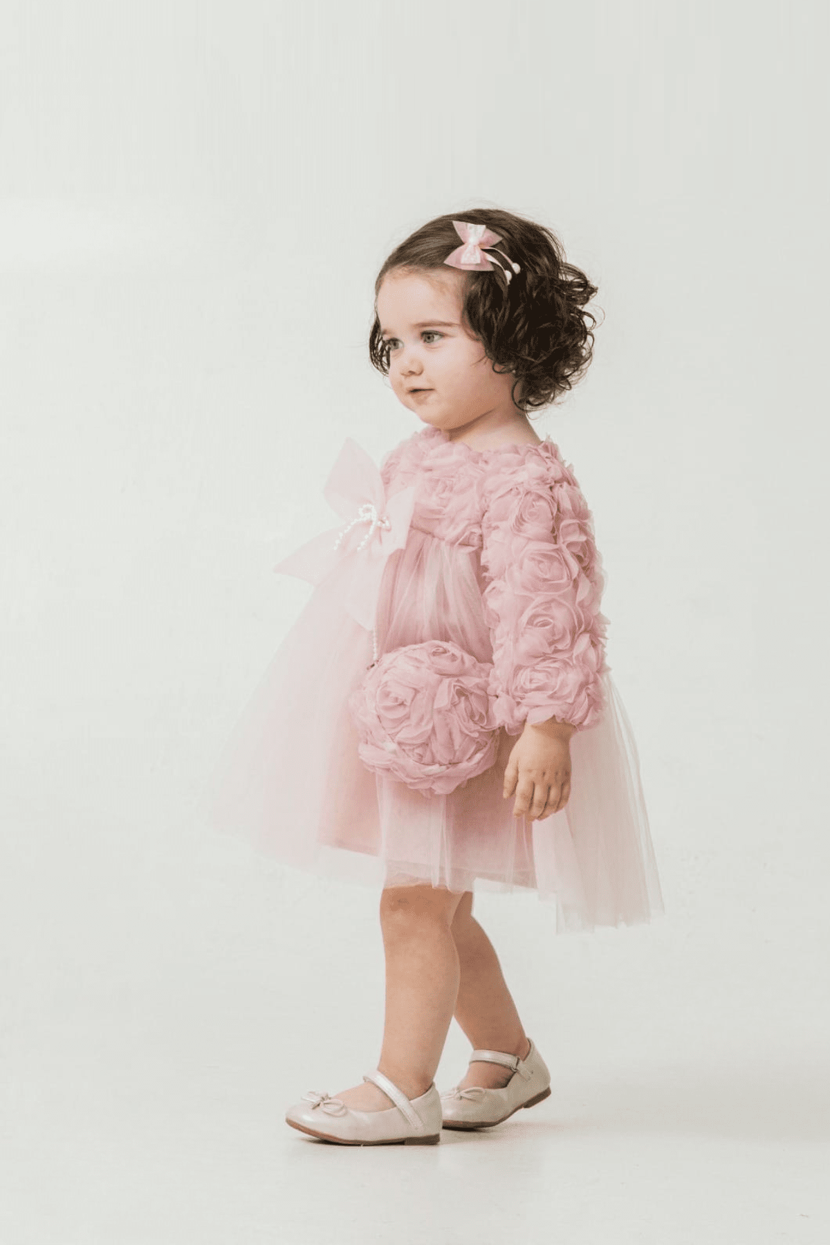 Бебешка официална рокля с дълъг ръкав и чантичка, тъмно розов цвят  