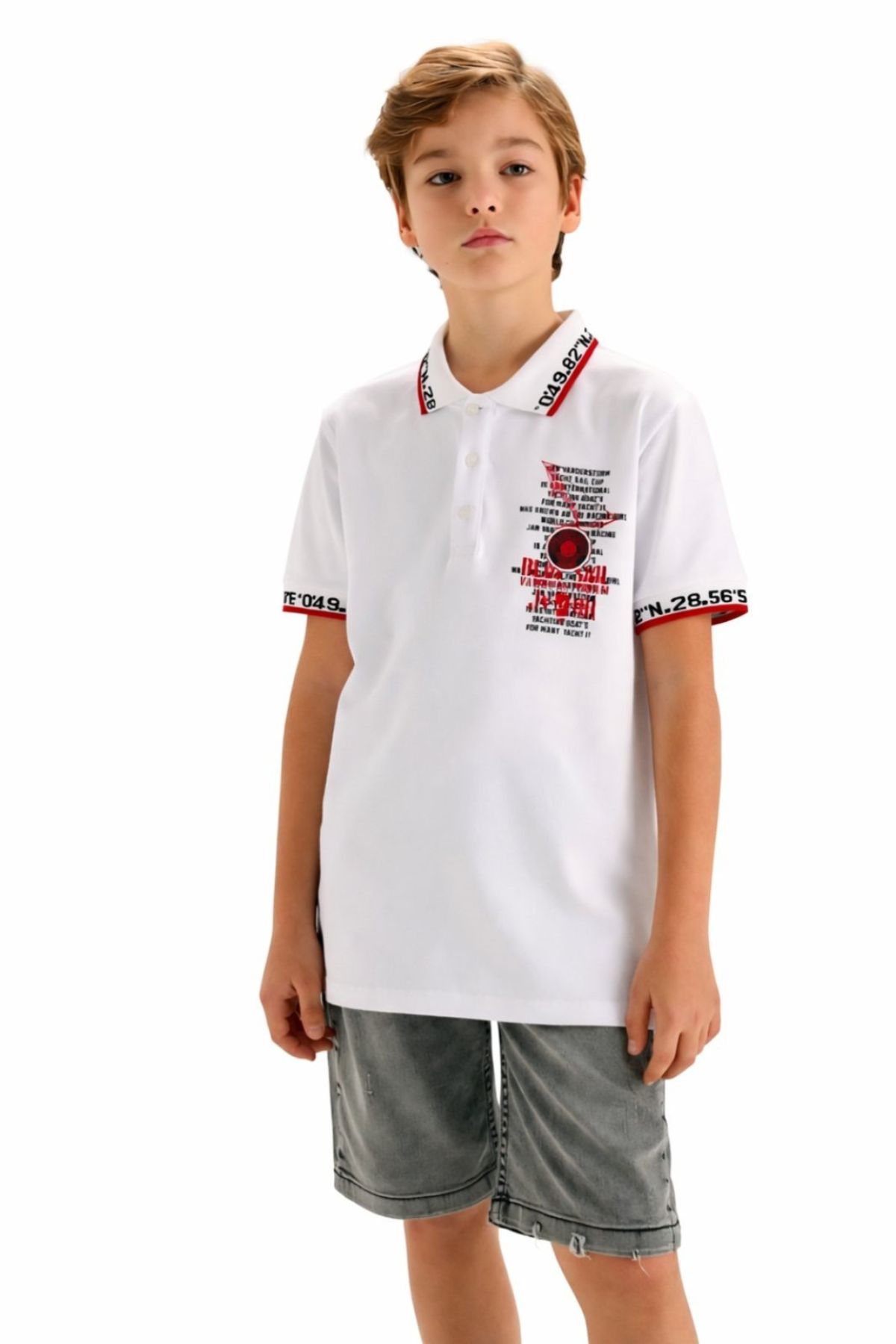 Детска тениска с якичка за момче,бял цвят