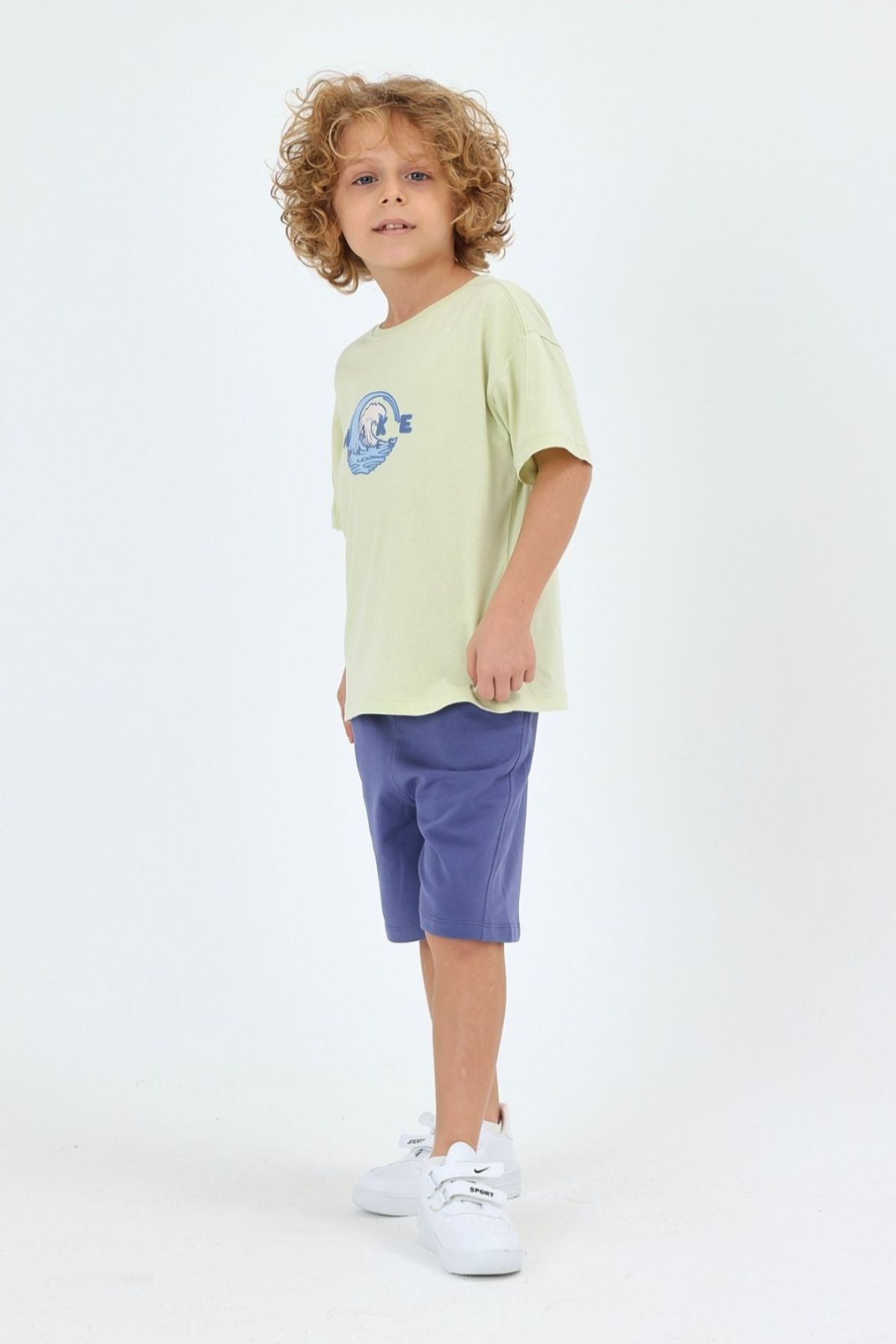 Детски комплект за момче с къс ръкав, зелен цвят