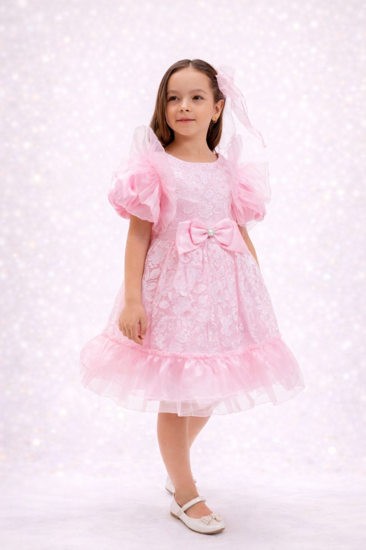 Детска официална рокля с къс ръкав и фиба, розов цвят  