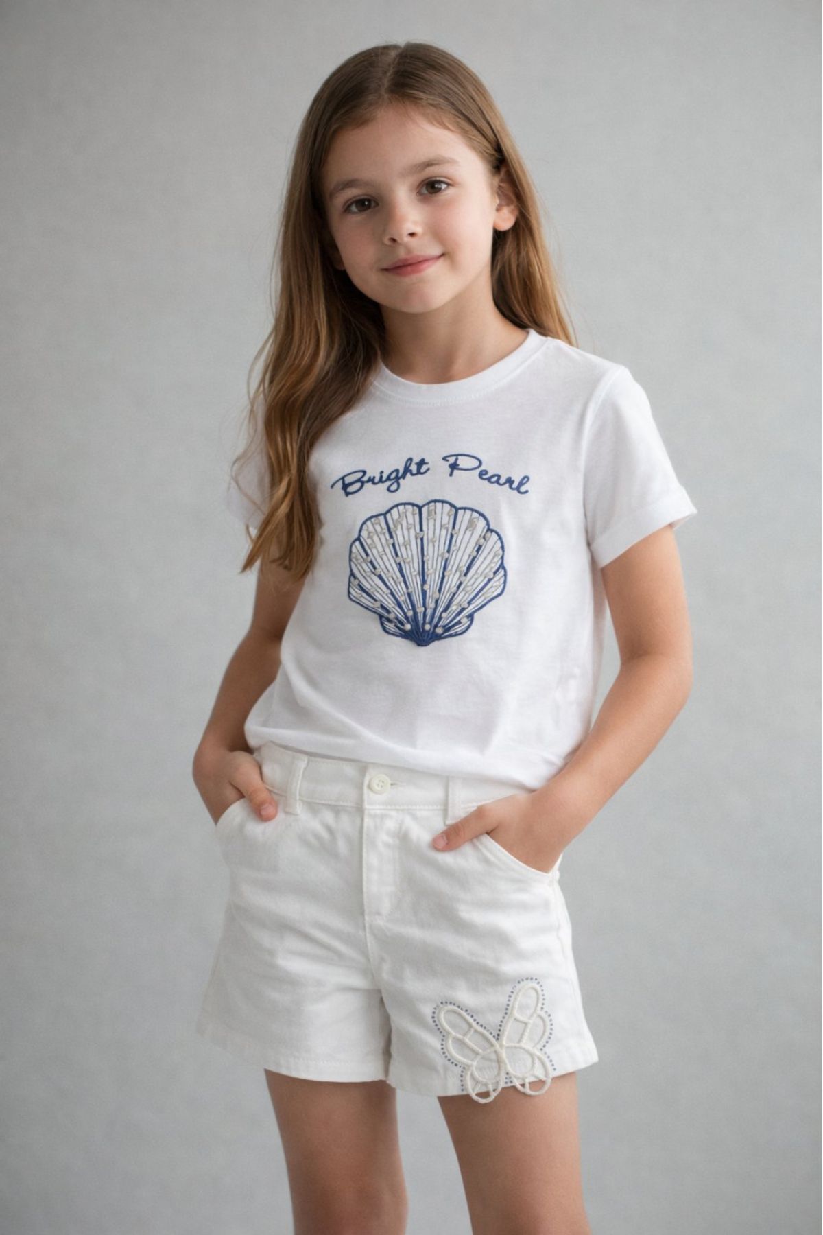 Детски къси панталонки за момиче, бял цвят 