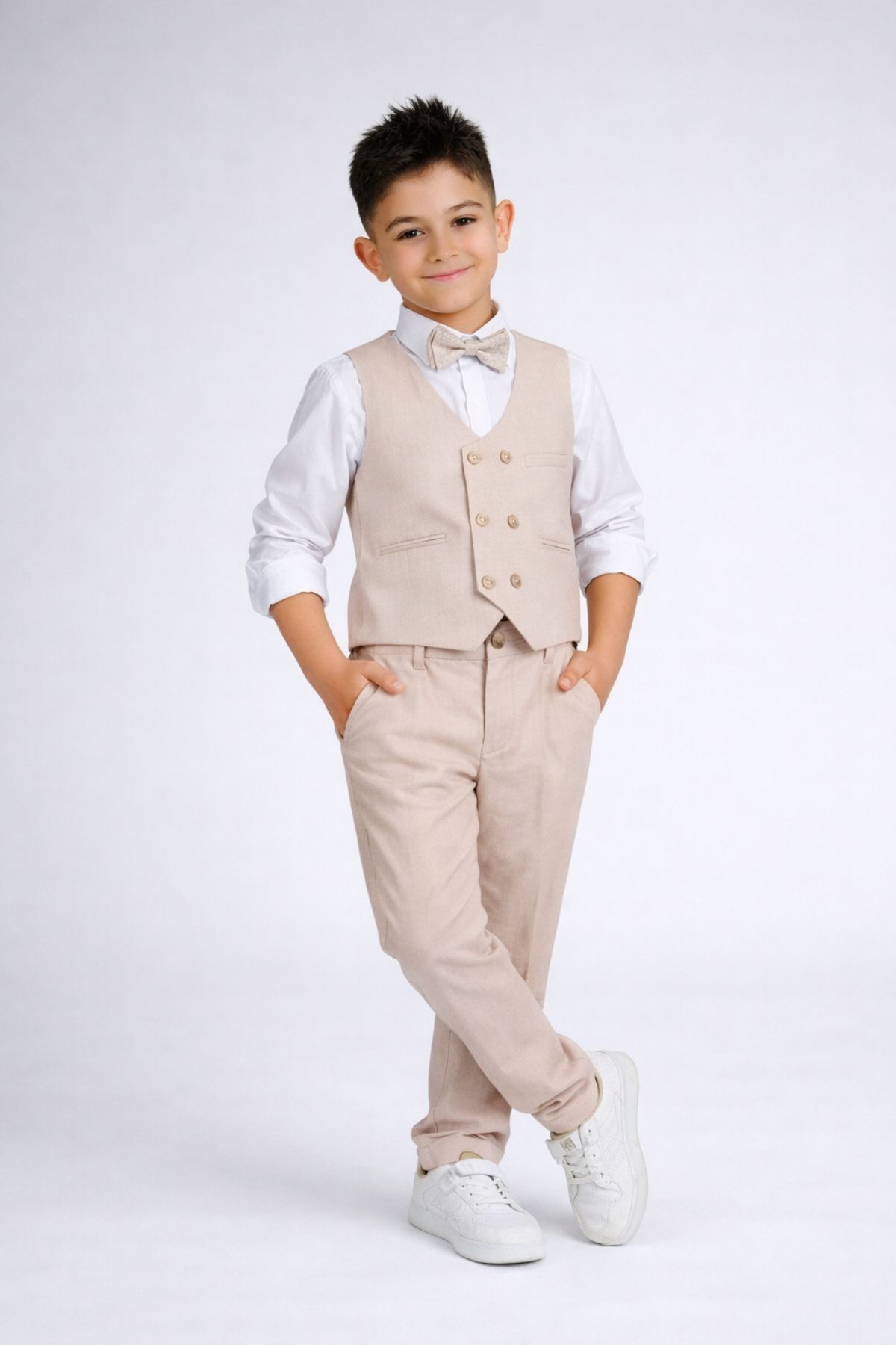 Детски официален комплект за момче с дълъг ръкав, бежов цвят