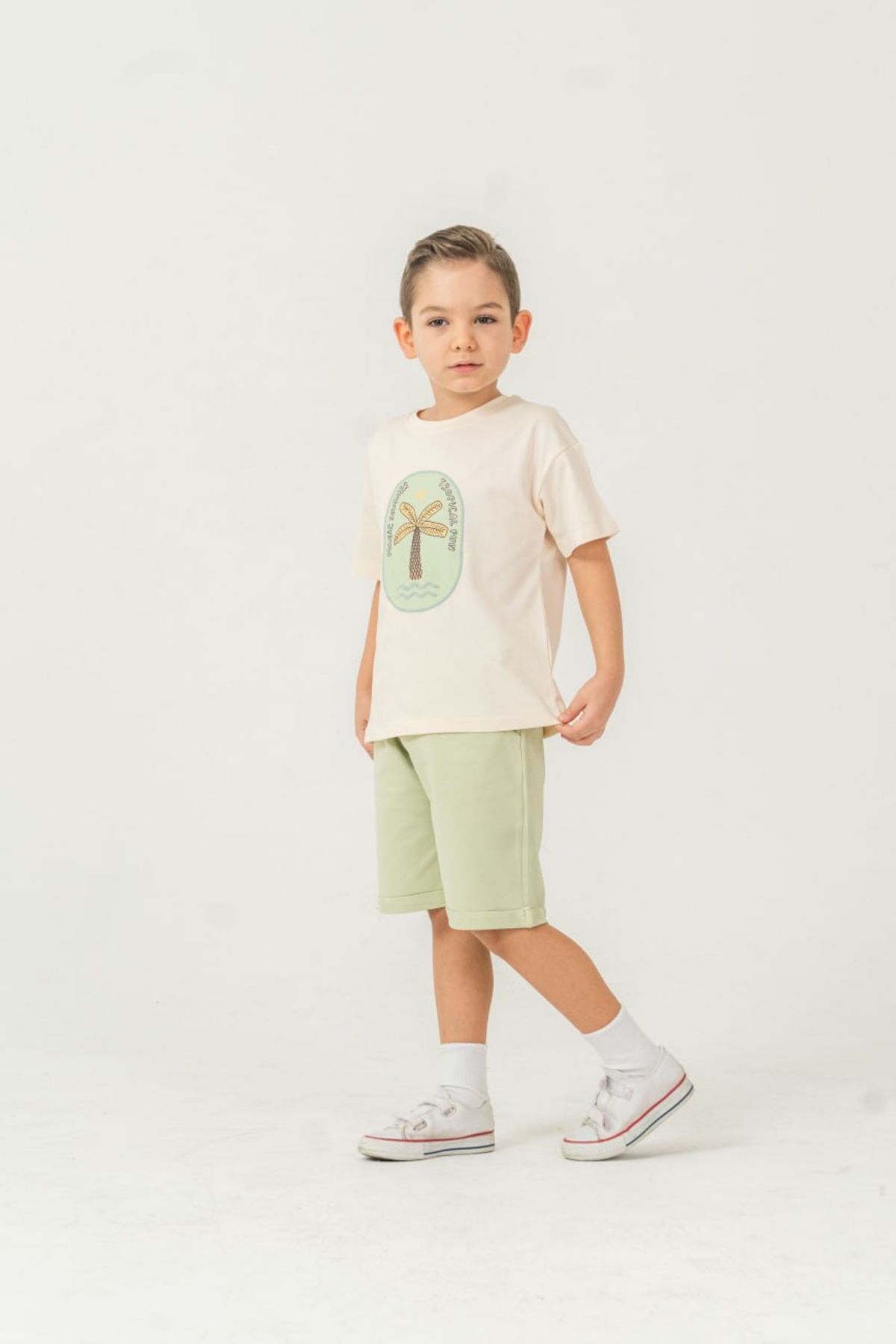 Детски комплект за момче с къс ръкав, зелен цвят