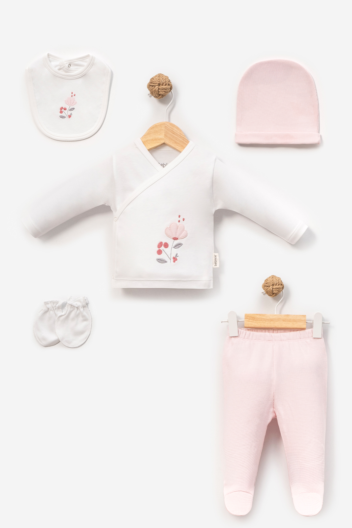 Бебешки комплект за изписване 5 части, розов цвят