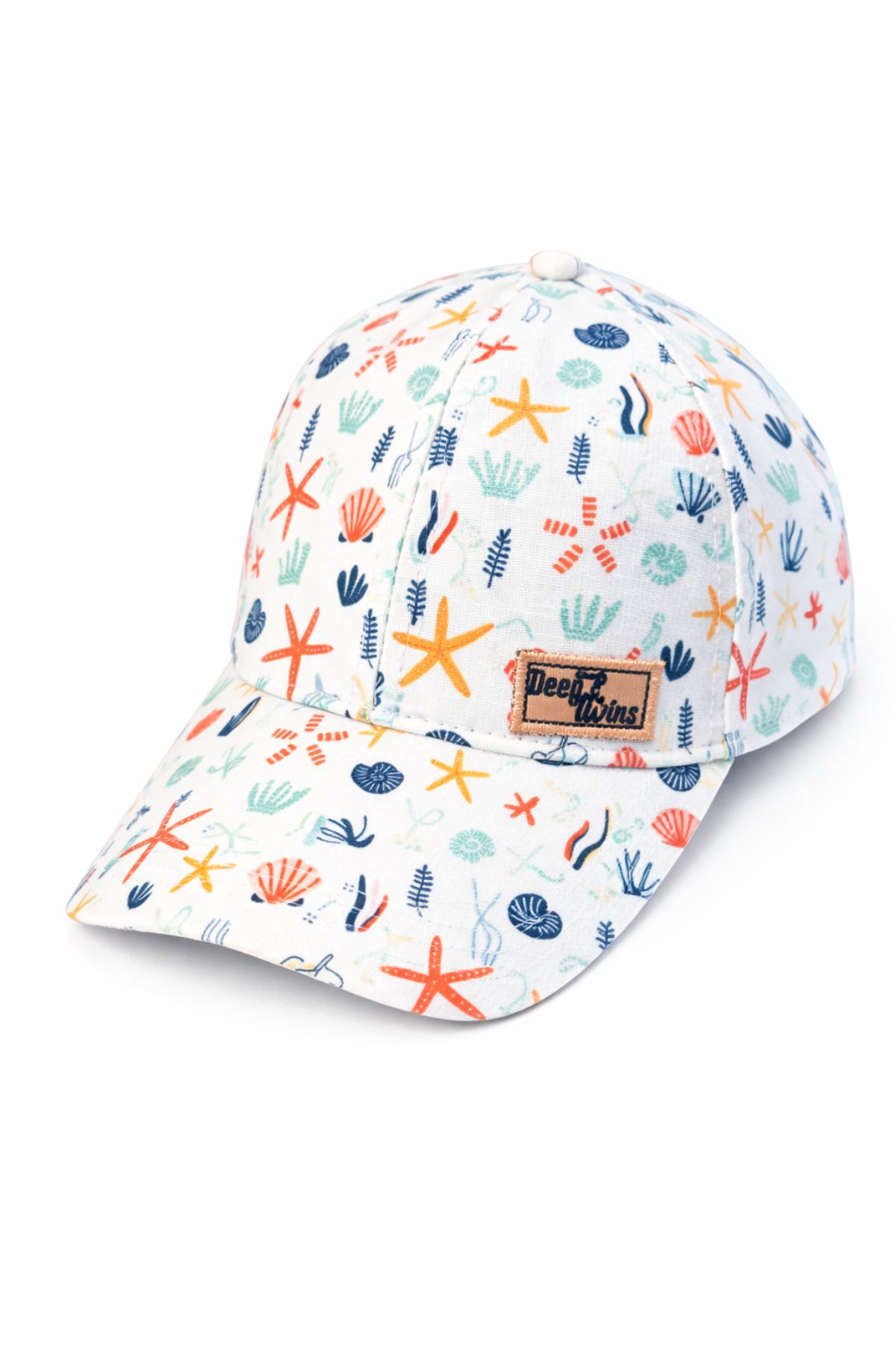 Детска шапка за момче, бял цвят