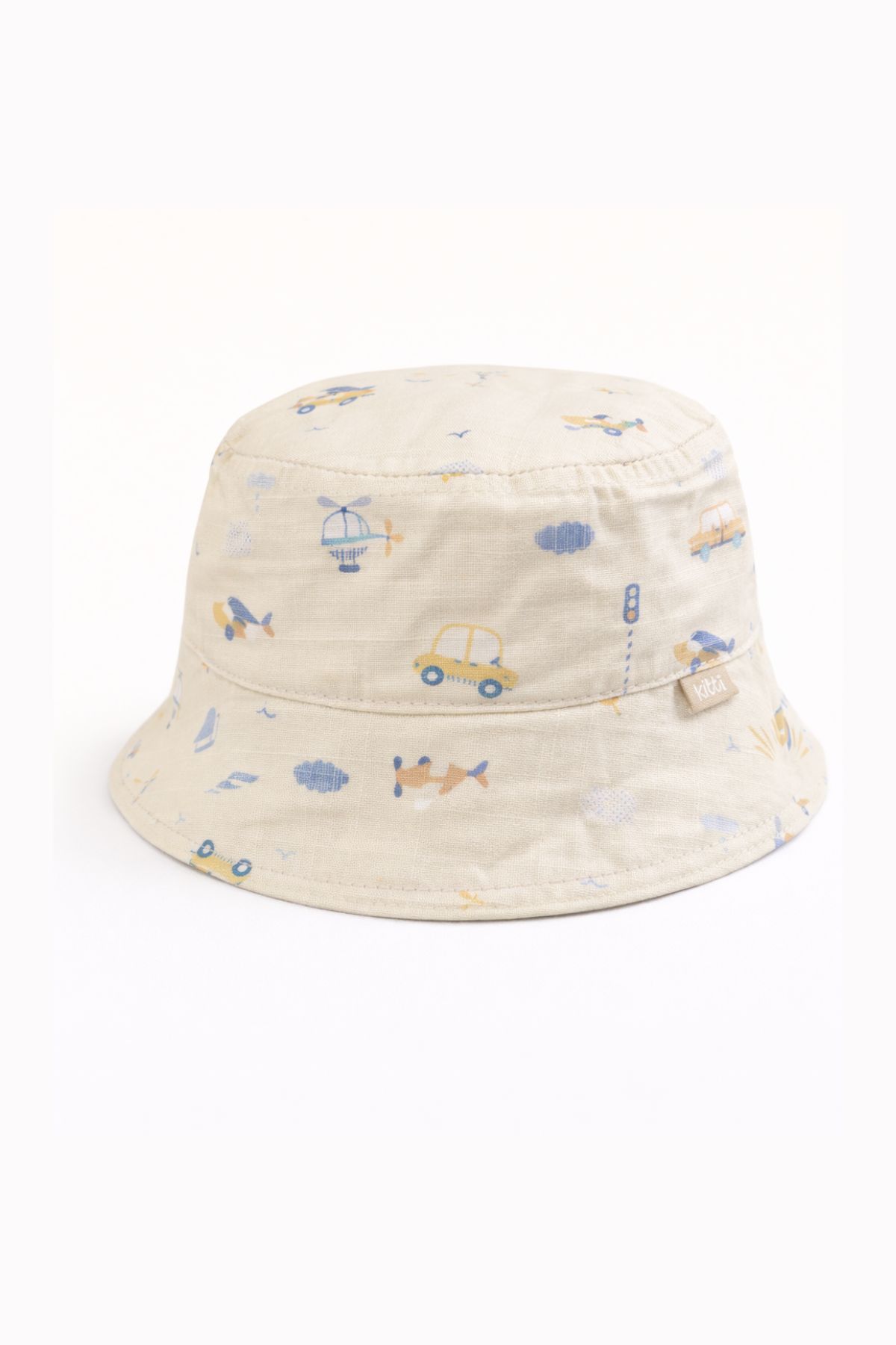 Детска шапка за момче, бежов цвят