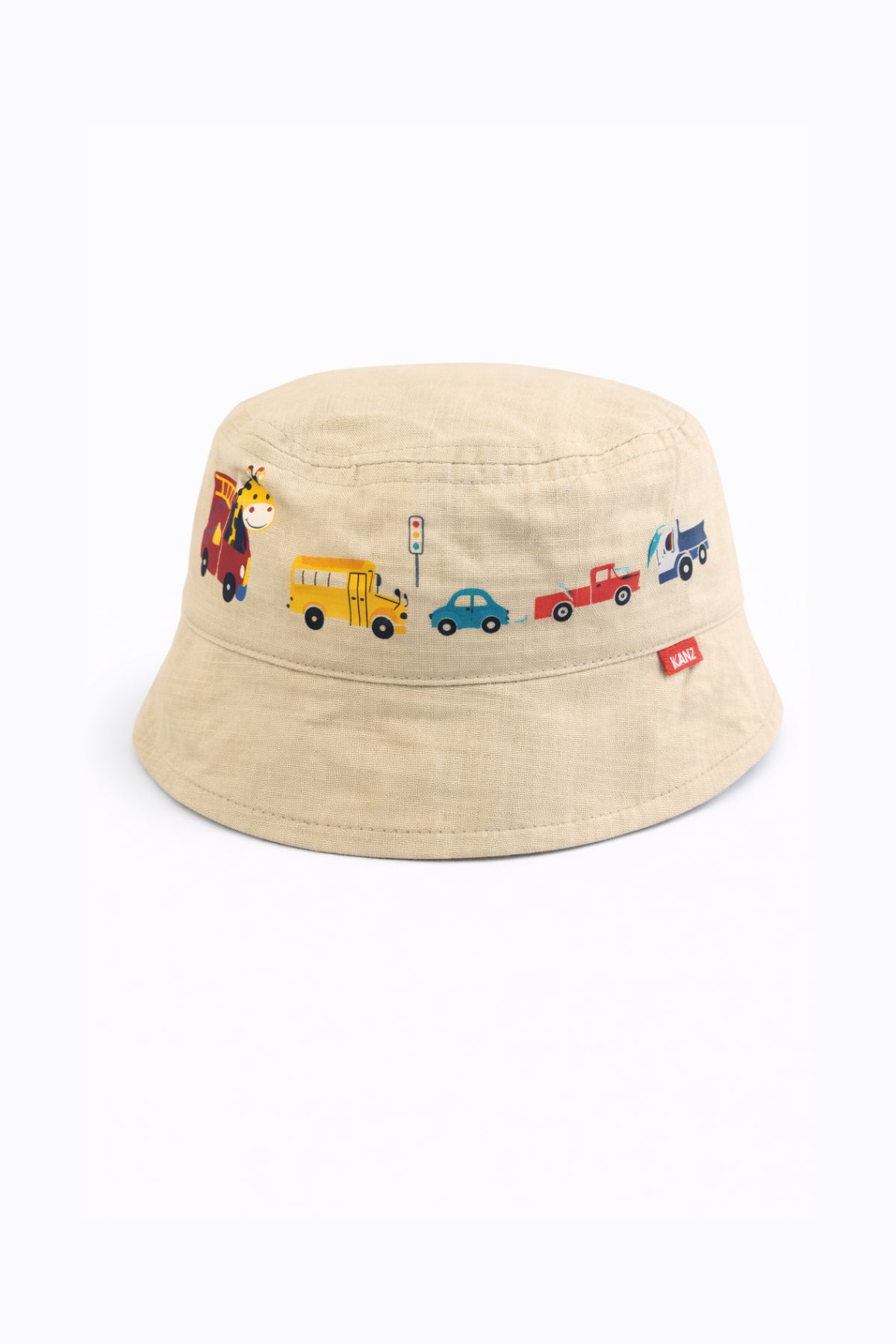 Детска шапка за момче, бежов цвят