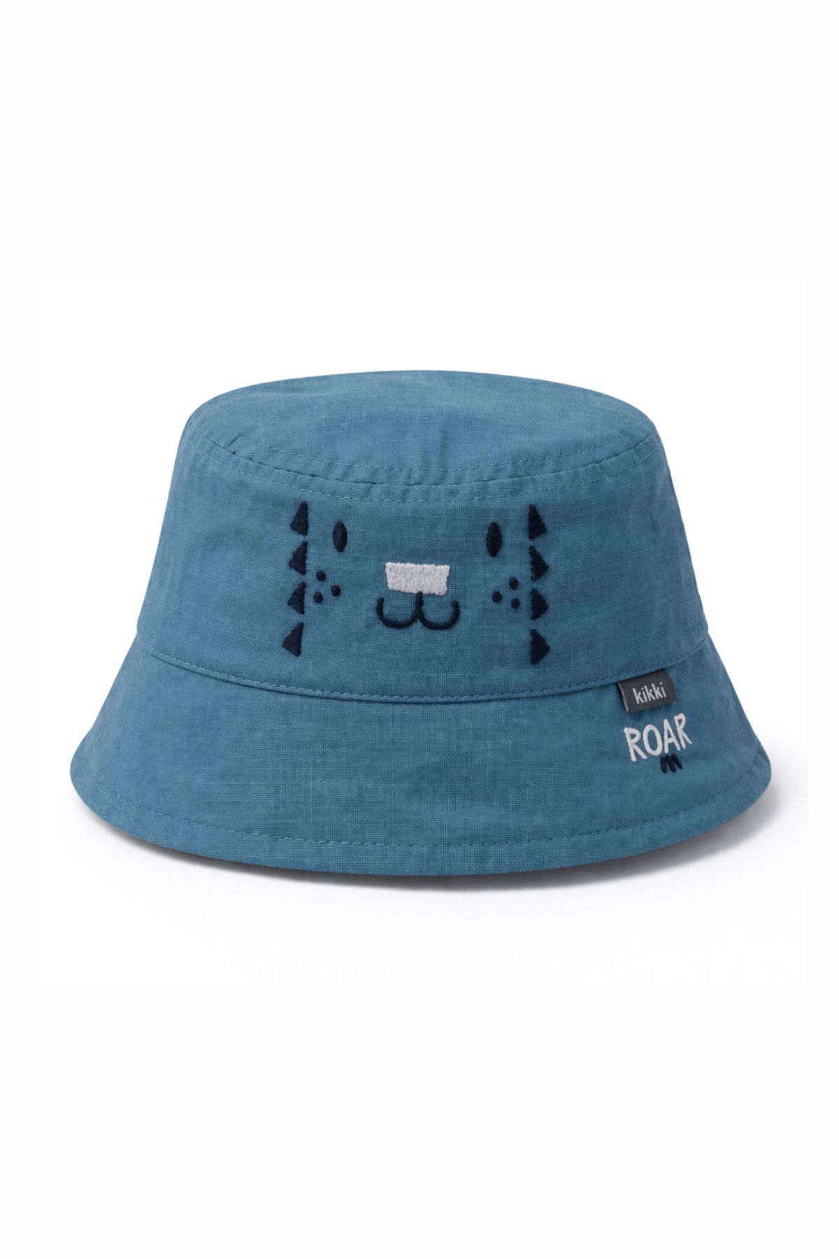 Детска шапка за момче, тъмно син цвят