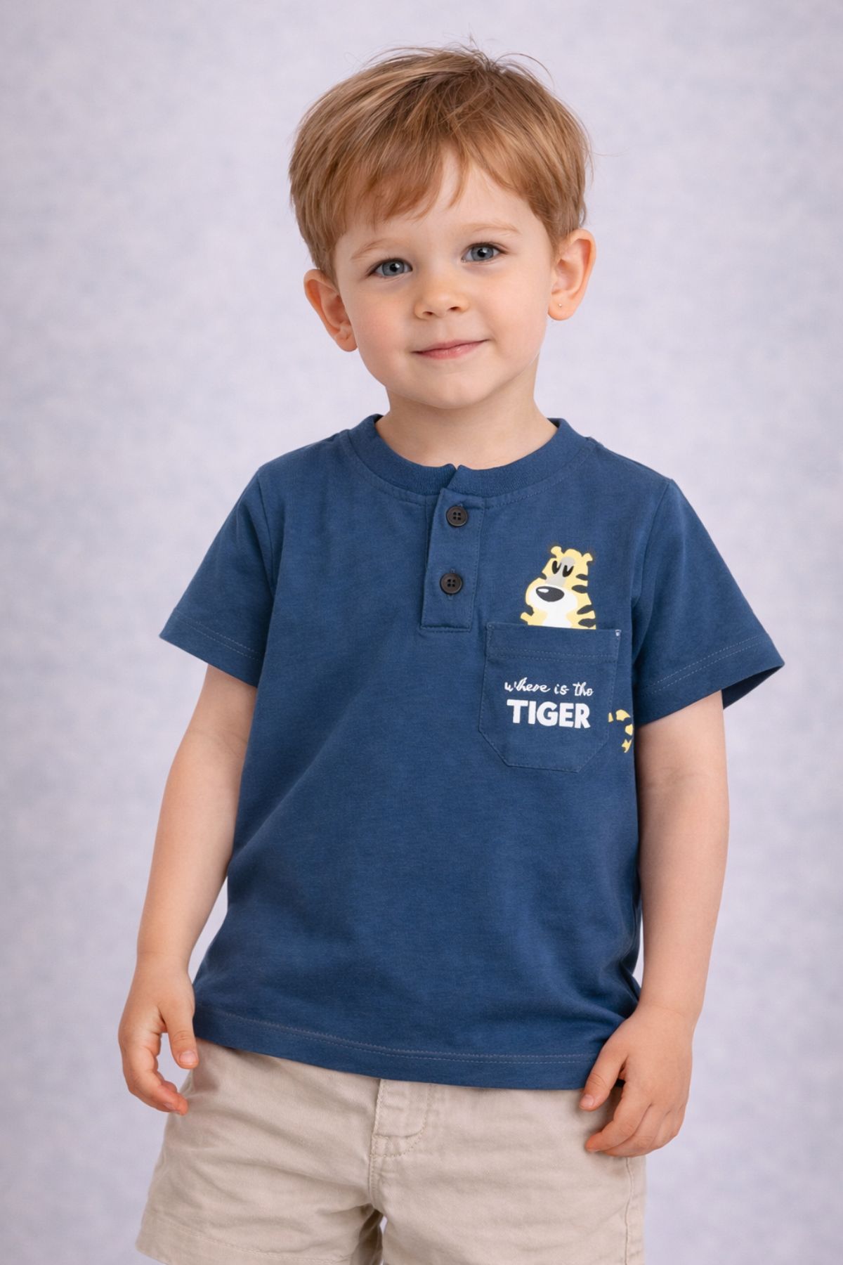 Детска тениска за момче, тъмно син цвят