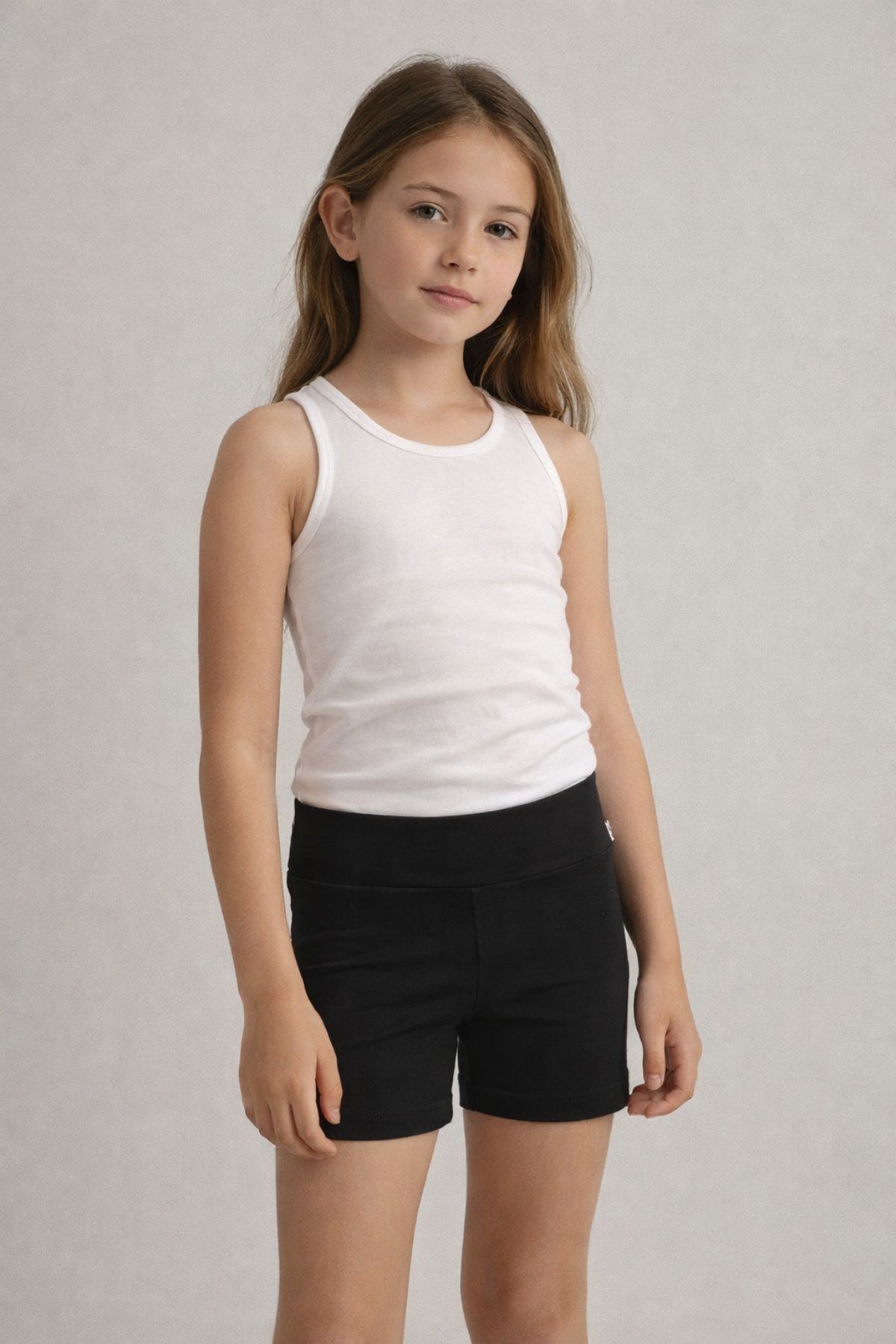 Детски къс клин, черен цвят