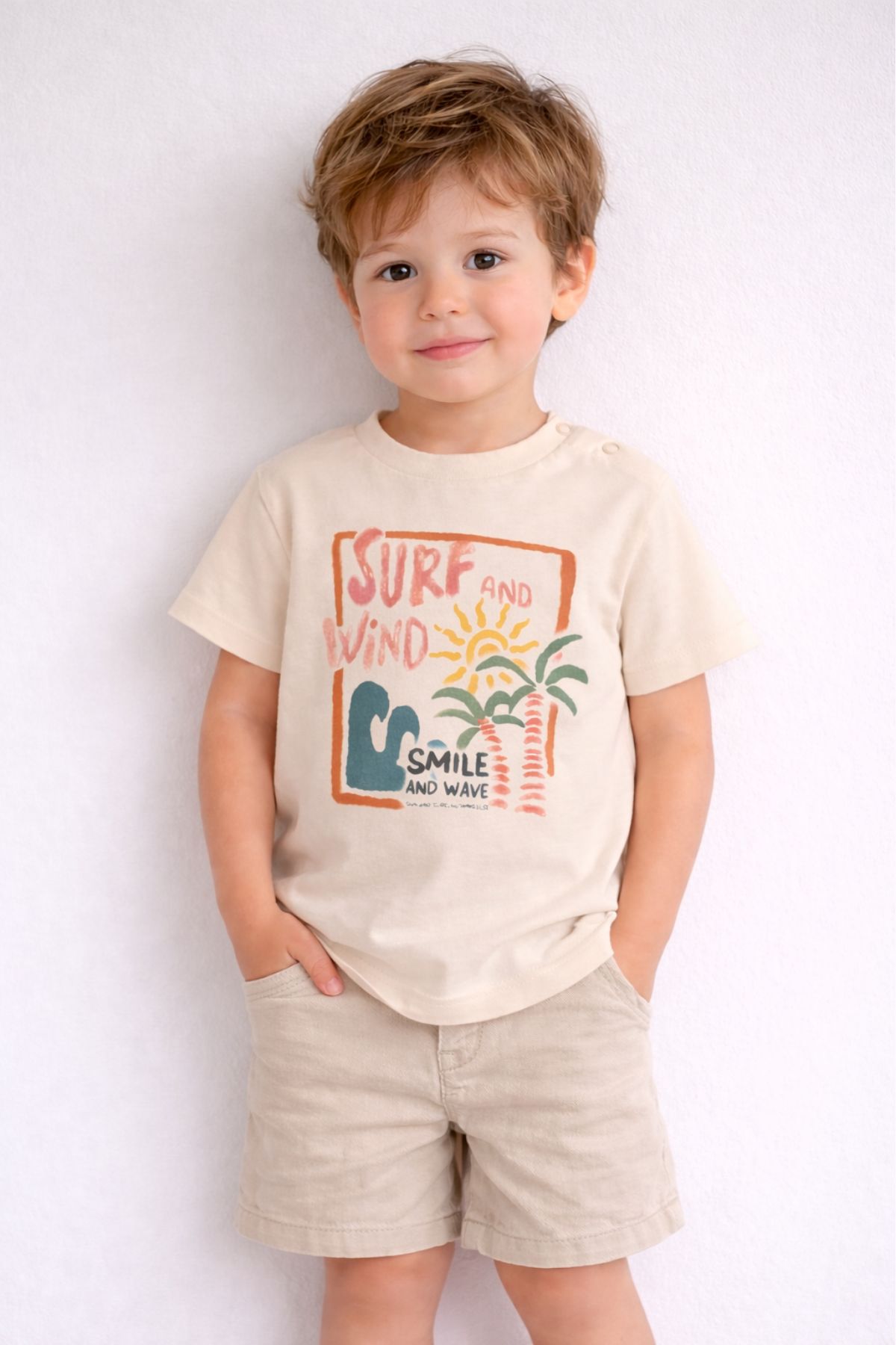 Детска тениска за момче, бежов цвят