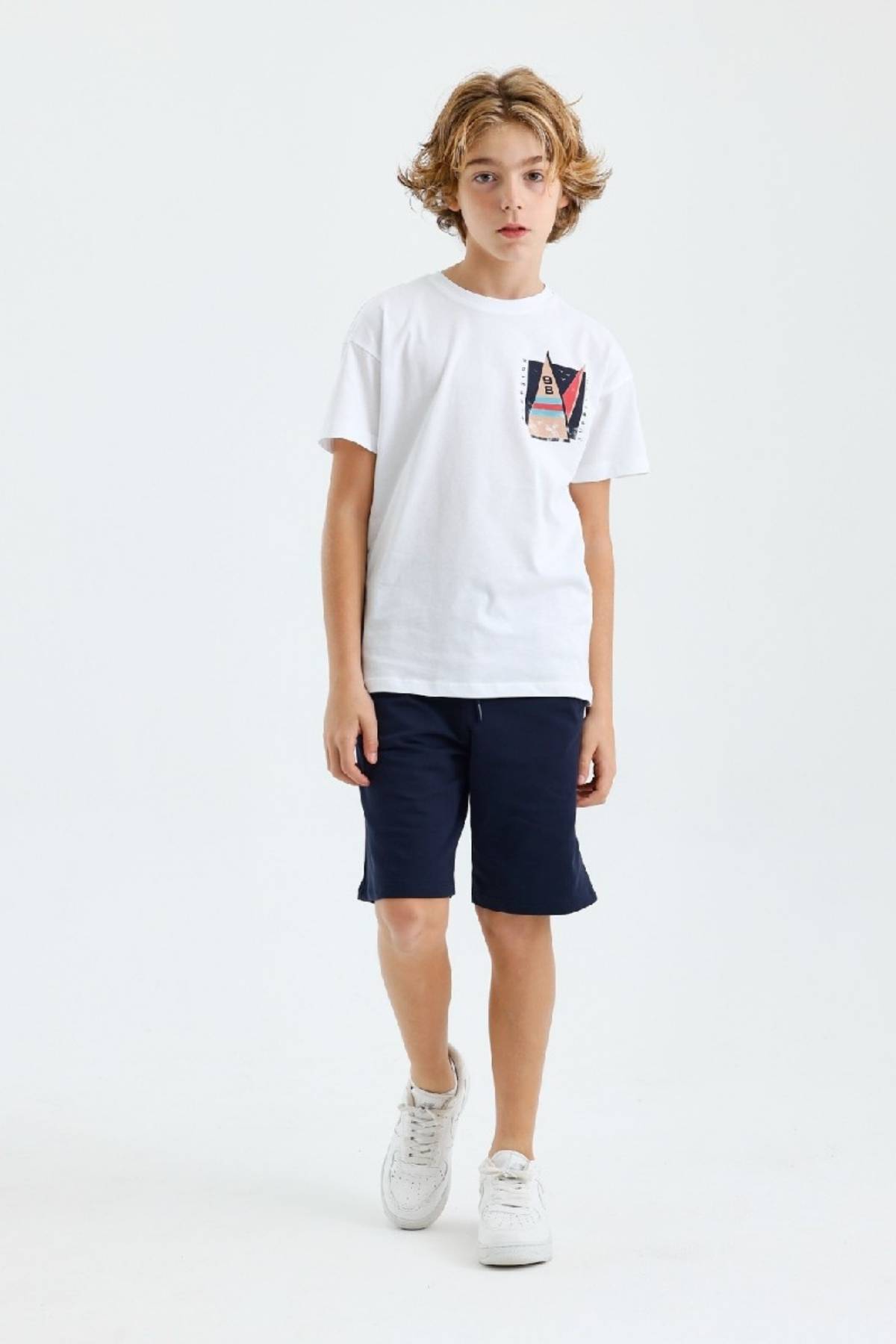 Детски комплект за момче с къс ръкав, бял цвят
