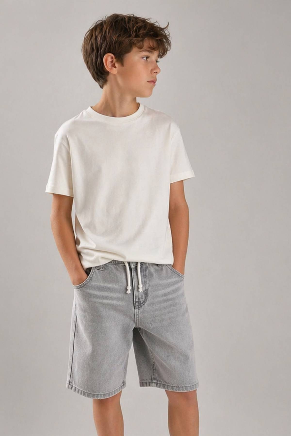 Детски къси дънкови панталонки за момче, сив цвят