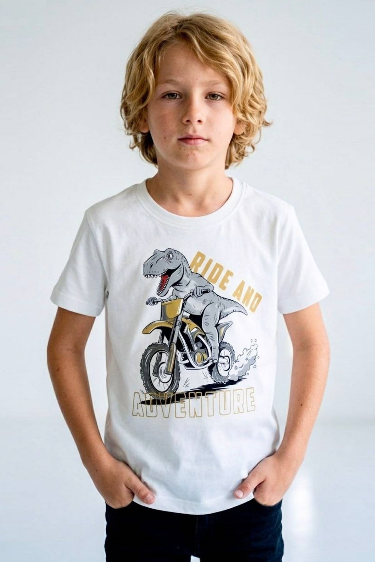 Детска тениска за момче, бял цвят 