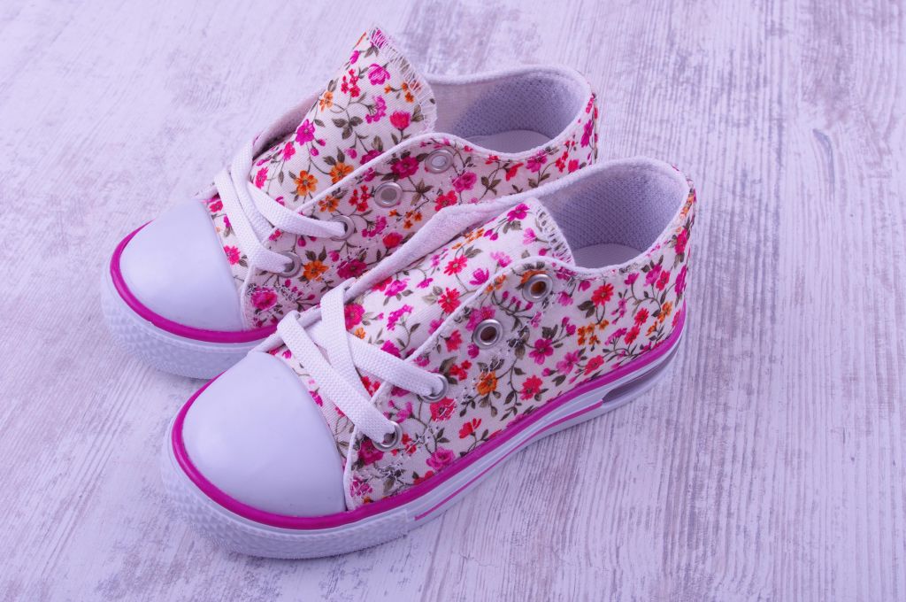 Светещи кецове