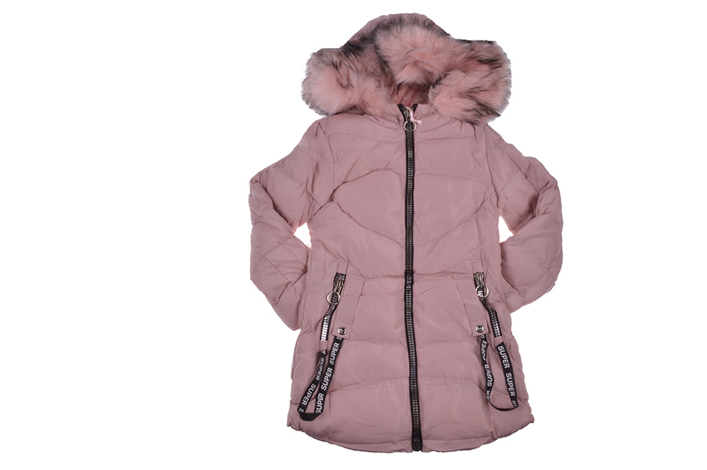 Зимно яке момиче