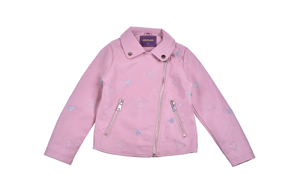 Кожено яке момиче