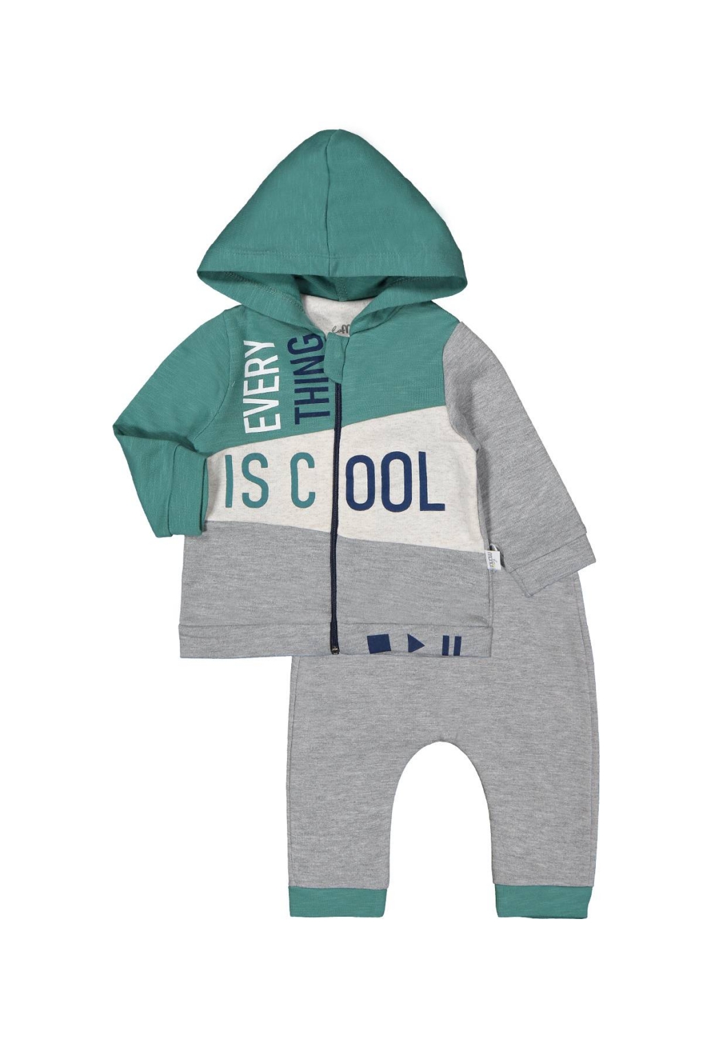 Спортен екип момче