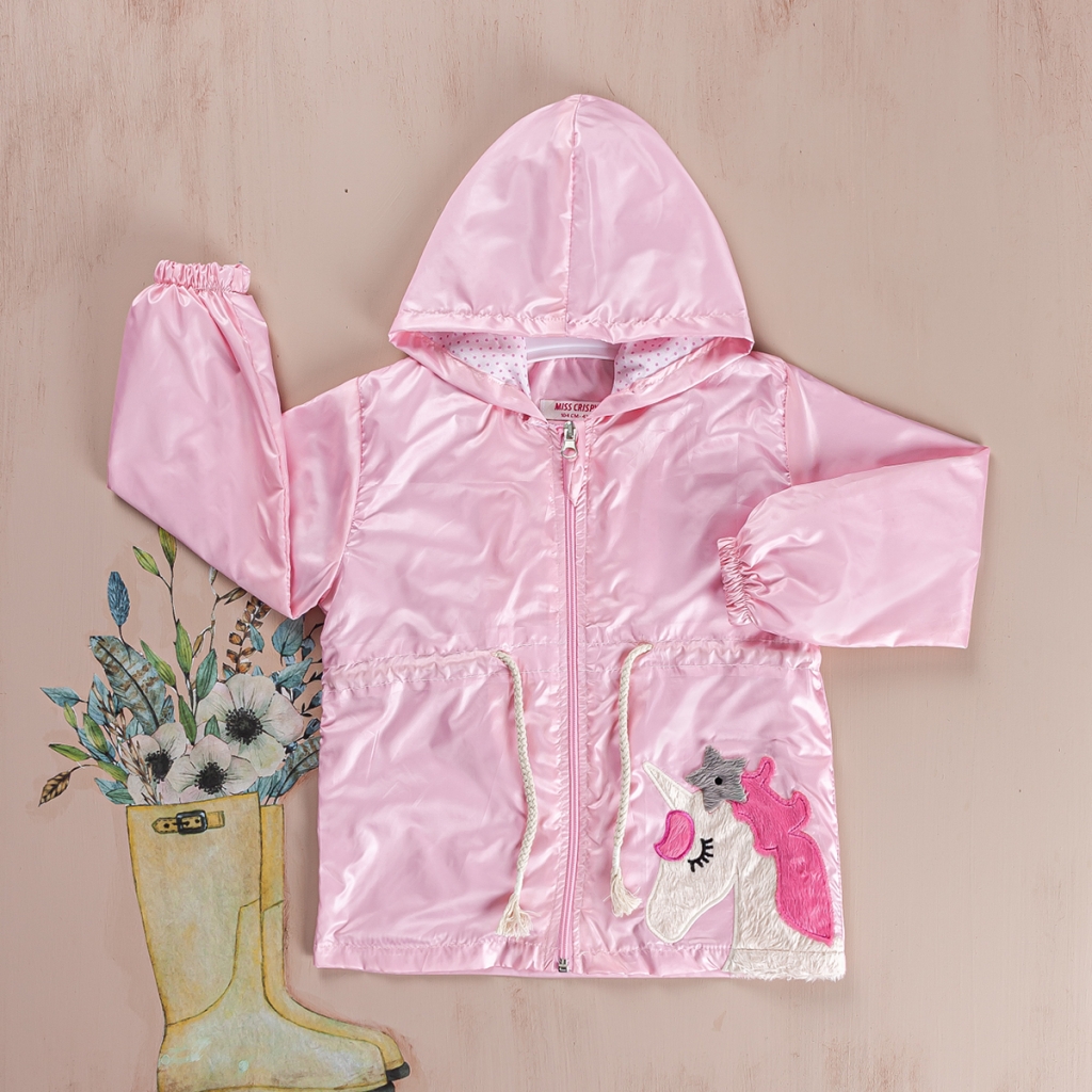 Яке момиче с еднорог