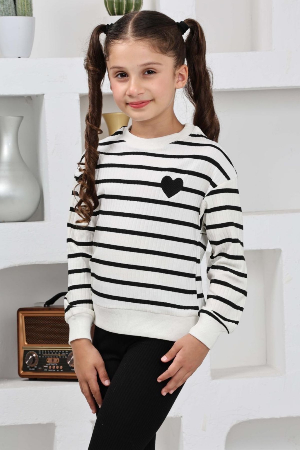 Детска блуза за момиче с дълъг ръкав, черен цвят