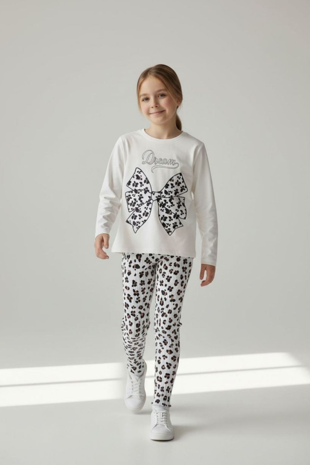 Детски комплект за момиче с дълъг ръкав, цвят екрю