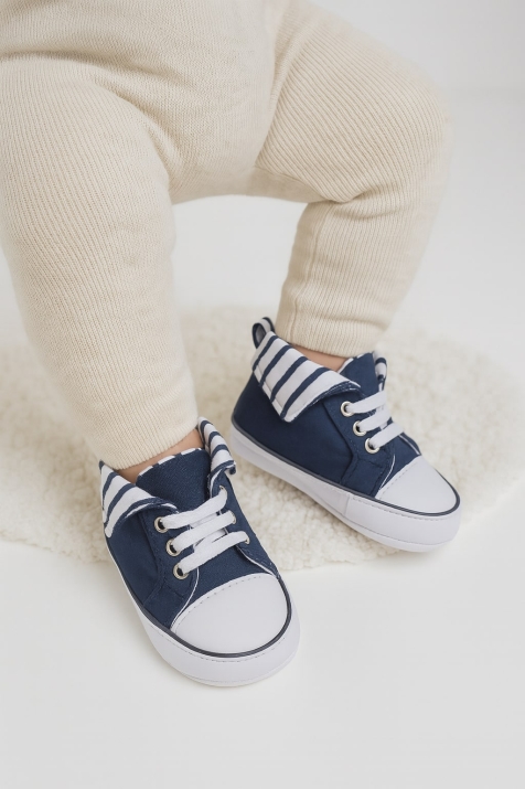 Бебешки декоративни обувки за момче, син цвят