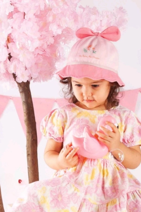 Детска шапка за момиче, розов цвят
