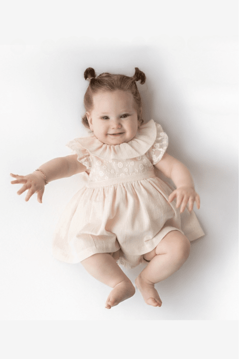 Бебешка боди-рокля с къс ръкав, цвят екрю