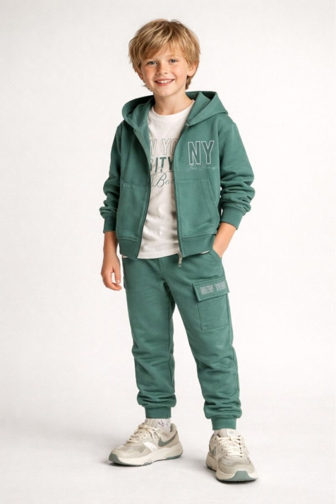 Детски комплект за момче с дълъг ръкав 3 части, зелен цвят