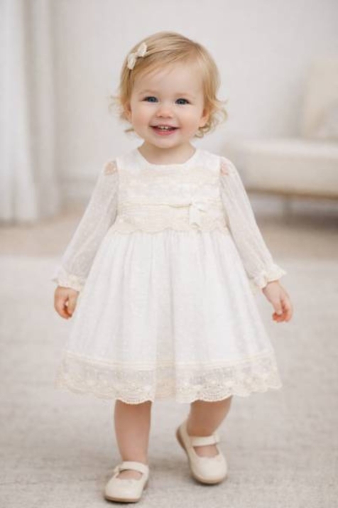 Детска рокля дълъг ръкав, бял цвят