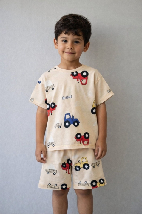 Детска пижама за момче с къс ръкав, бежов цвят