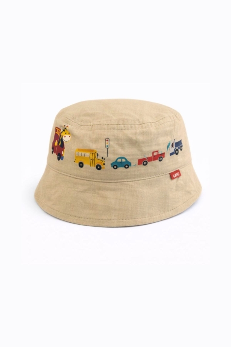 Детска шапка за момче, кафяв цвят