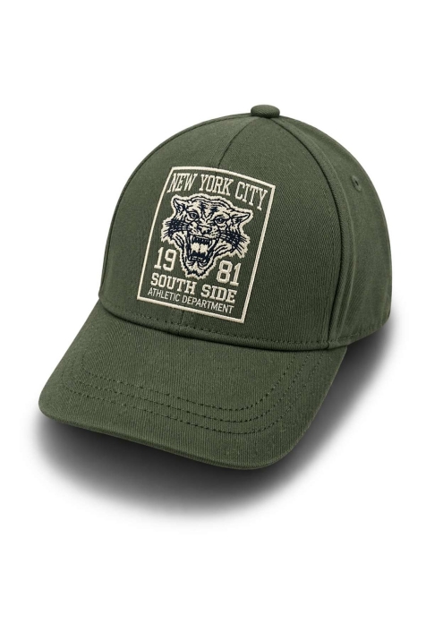 Детска шапка за момче, зелен цвят