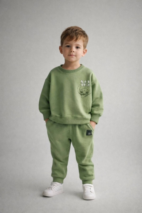 Детски комплект за момче с дълъг ръкав, зелен цвят