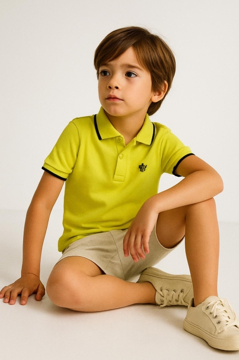 Детска тениска с яка за момче, зелен цвят