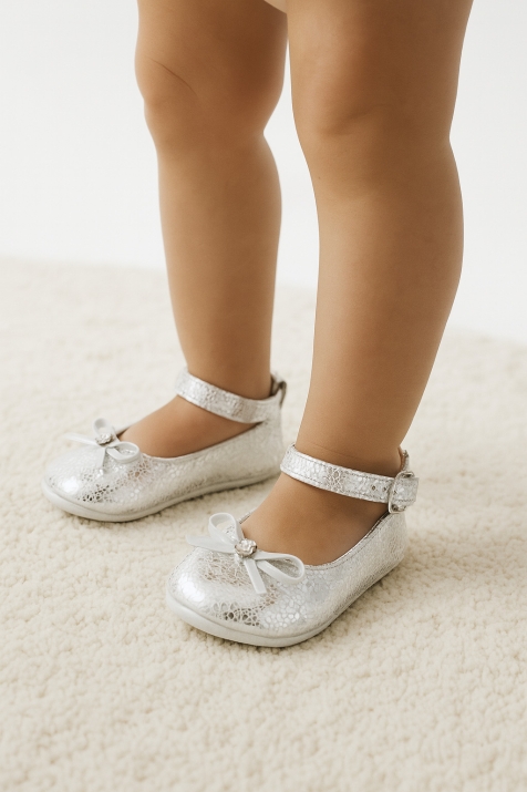 Бебешки декоративни обувки за момиче, сребрист цвят