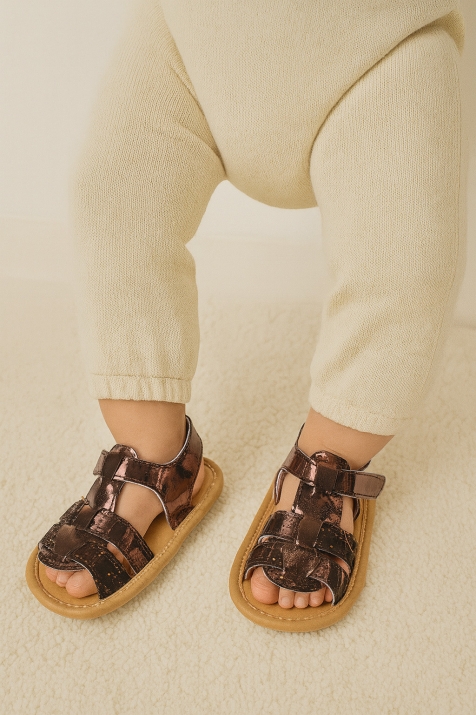 Бебешки декоративни обувки за момиче, бронзов цвят