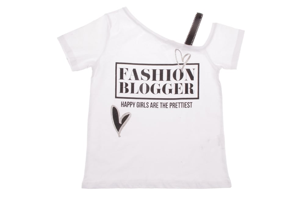 Тениска момиче