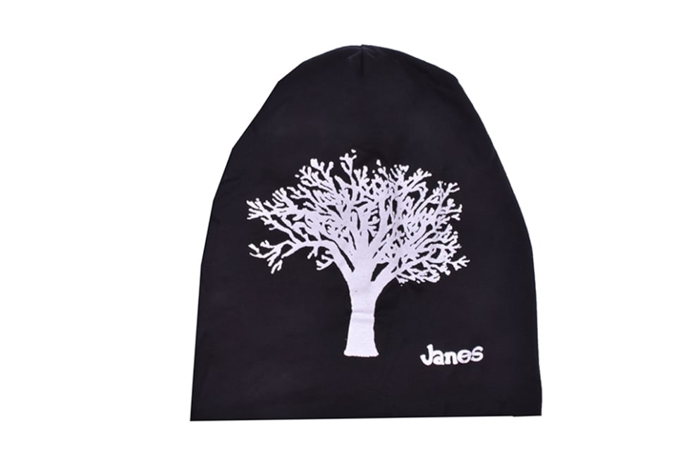 Детска зимна шапка, черен цвят