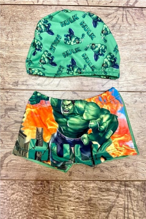 Детски бански за момче с шапка Hulk,зелен цвят
