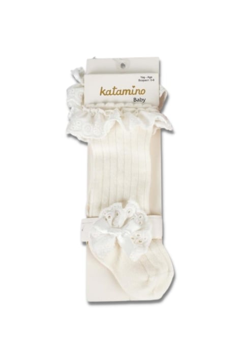 Бебешки чорапи момиче с къдрички, цвят екрю